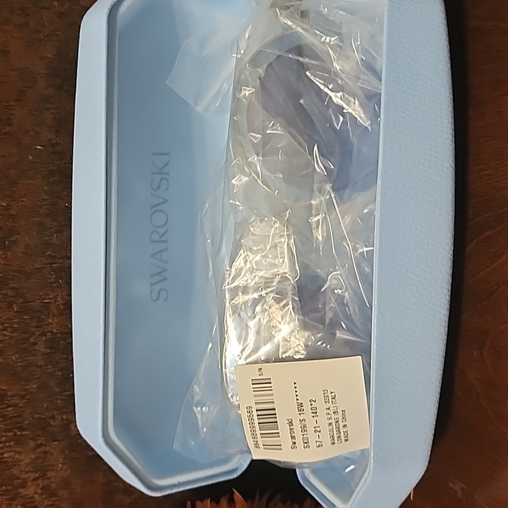 Swarovski Sunglasses, New - Picture 5 of 7